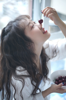 少女洛荷